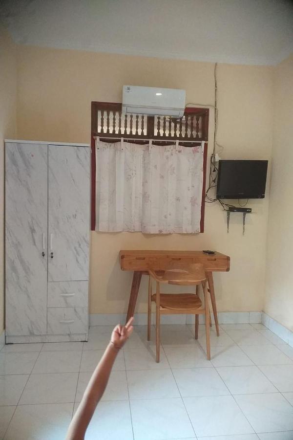 Nushe Hostel Batununggul Екстериор снимка